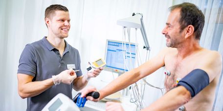 Belastungs-EKG Belastungs-EKG