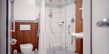 Badezimmer im Wahlleistungszimmer